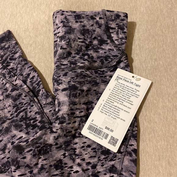 LULULEMON Base Pace HR Tight 25” - Picture 2 of 10